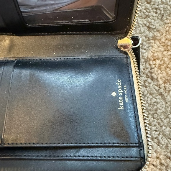 Kate Spade Ivory Wristlet with Black Strap - Picture 5 of 8